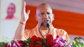 यूपी के इन किसान परिवारों के अकाउंट में आए 5 लाख रुपए, क्या है योगी सरकार की 'मुख्यमंत्री कृषक दुर्घटना कल्याण योजना'